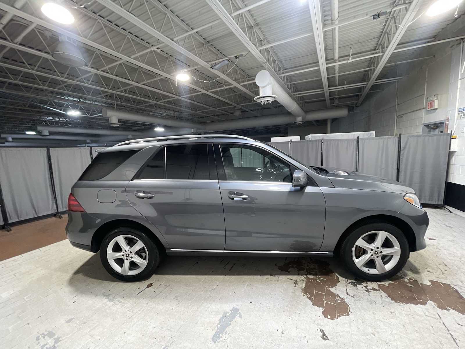 Used 2019 Mercedes-Benz GLE 400 4MATIC image 27