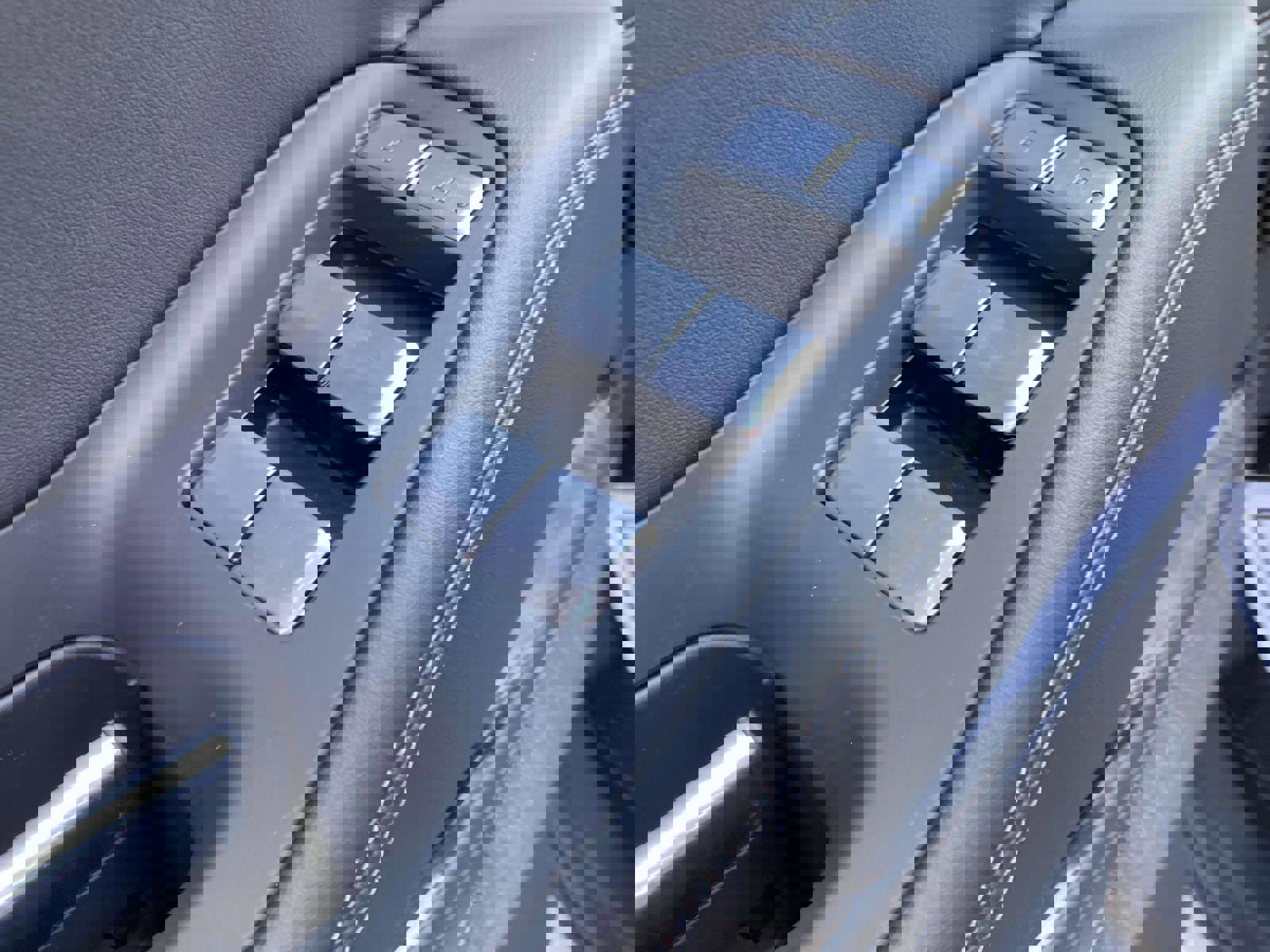 New 2025 Lincoln Navigator L Reserve w/ Jet Appearance Package image 21