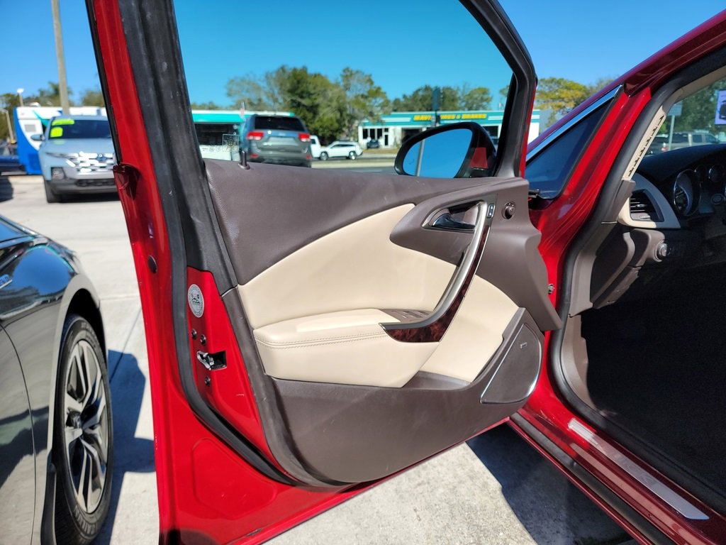 Used 2014 Buick Verano Leather image 10