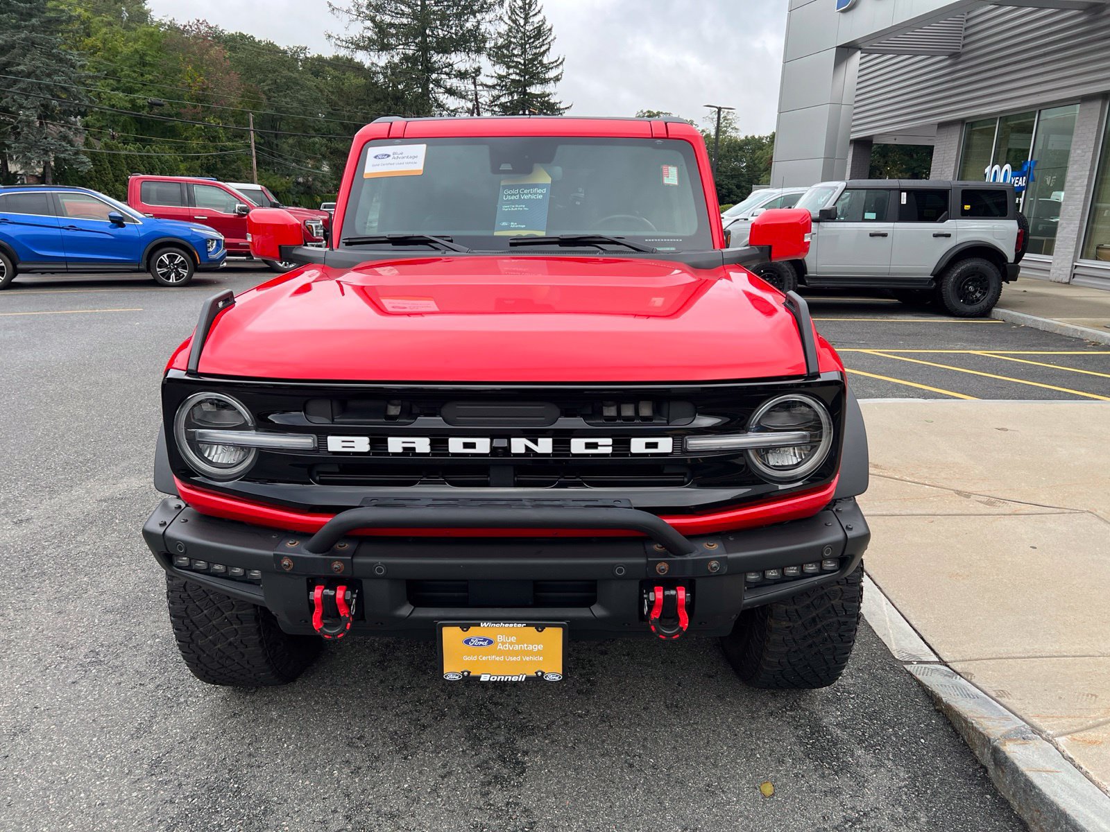 Certified 2023 Ford Bronco Outer Banks w/ Sasquatch Package AWD/4WD image 2