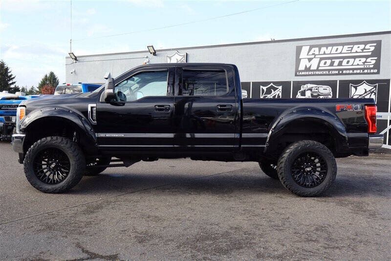 Used 2017 Ford F350 Lariat w/ Lariat Ultimate Package AWD/4WD image 2