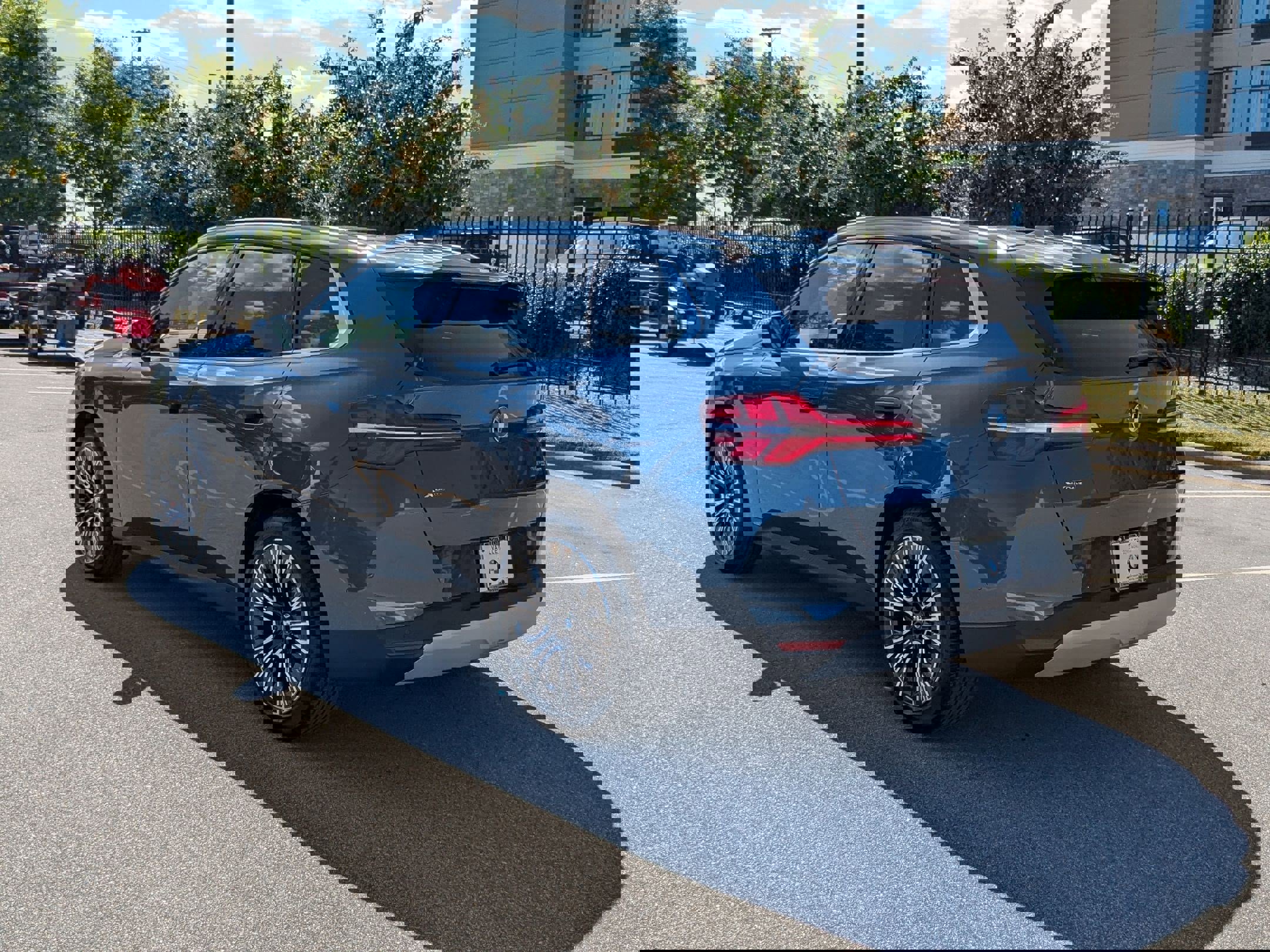New 2026 BMW X3 xDrive30 w/ Premium Package image 5