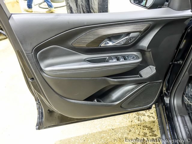 Used 2024 GMC Terrain SLE FWD image 19