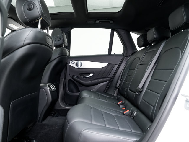 Used 2019 Mercedes-Benz GLC 300 4MATIC image 22