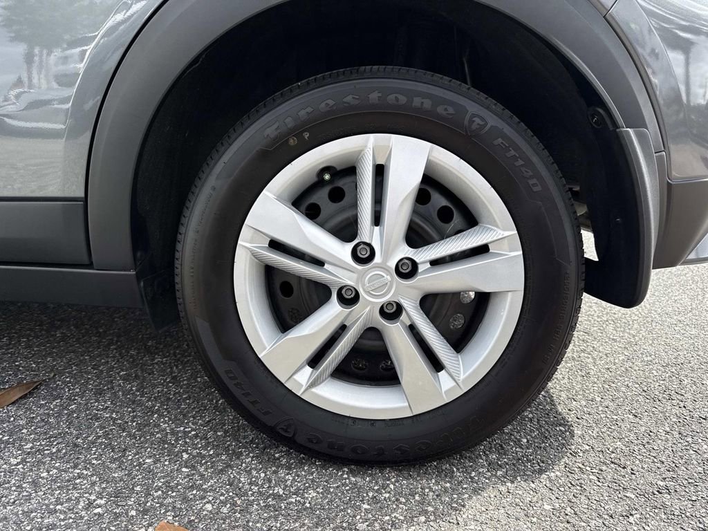 Certified 2025 Nissan Kicks Play S FWD image 11