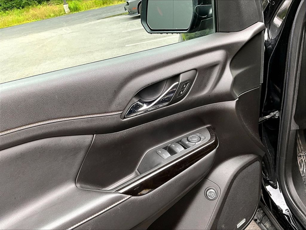 Used 2023 GMC Acadia AT4 AWD/4WD image 9