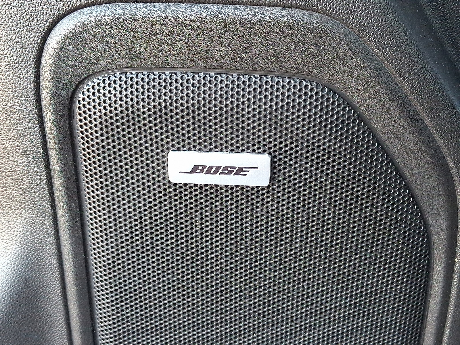 Used 2020 Chevrolet Silverado 1500 High Country image 23