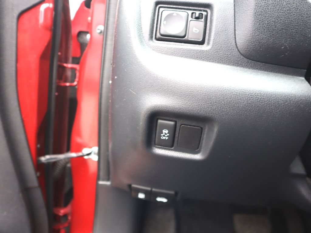 Used 2019 Nissan Versa SV FWD image 22
