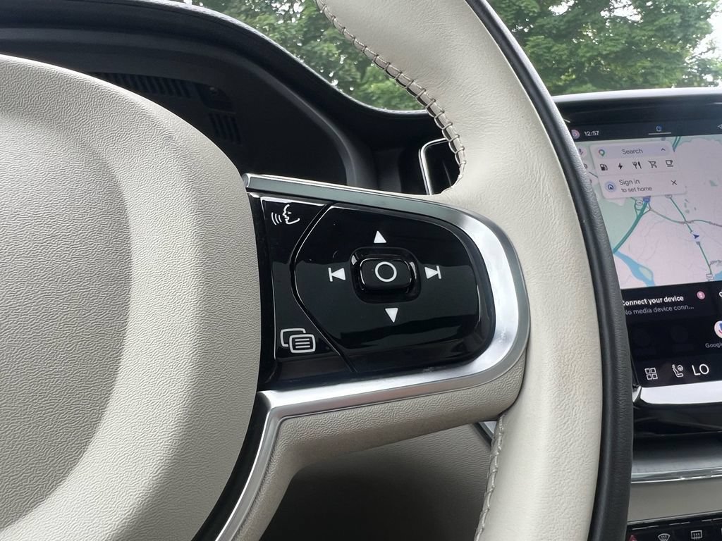 Certified 2024 Volvo XC60 T8 Ultimate w/ Climate Package AWD/4WD image 13