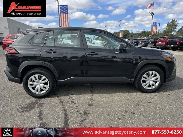 Certified 2026 Toyota Corolla Cross L AWD/4WD image 5