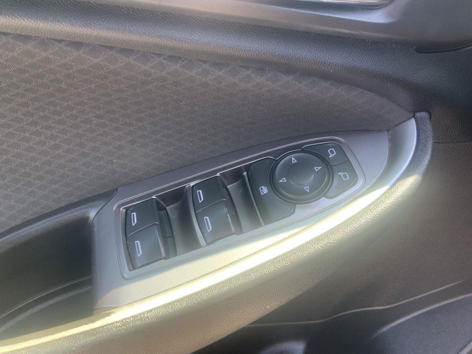 Used 2016 Chevrolet Malibu LS FWD image 20