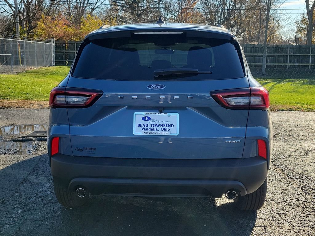 New 2026 Ford Escape ST-Line w/ Cold Weather Package image 5