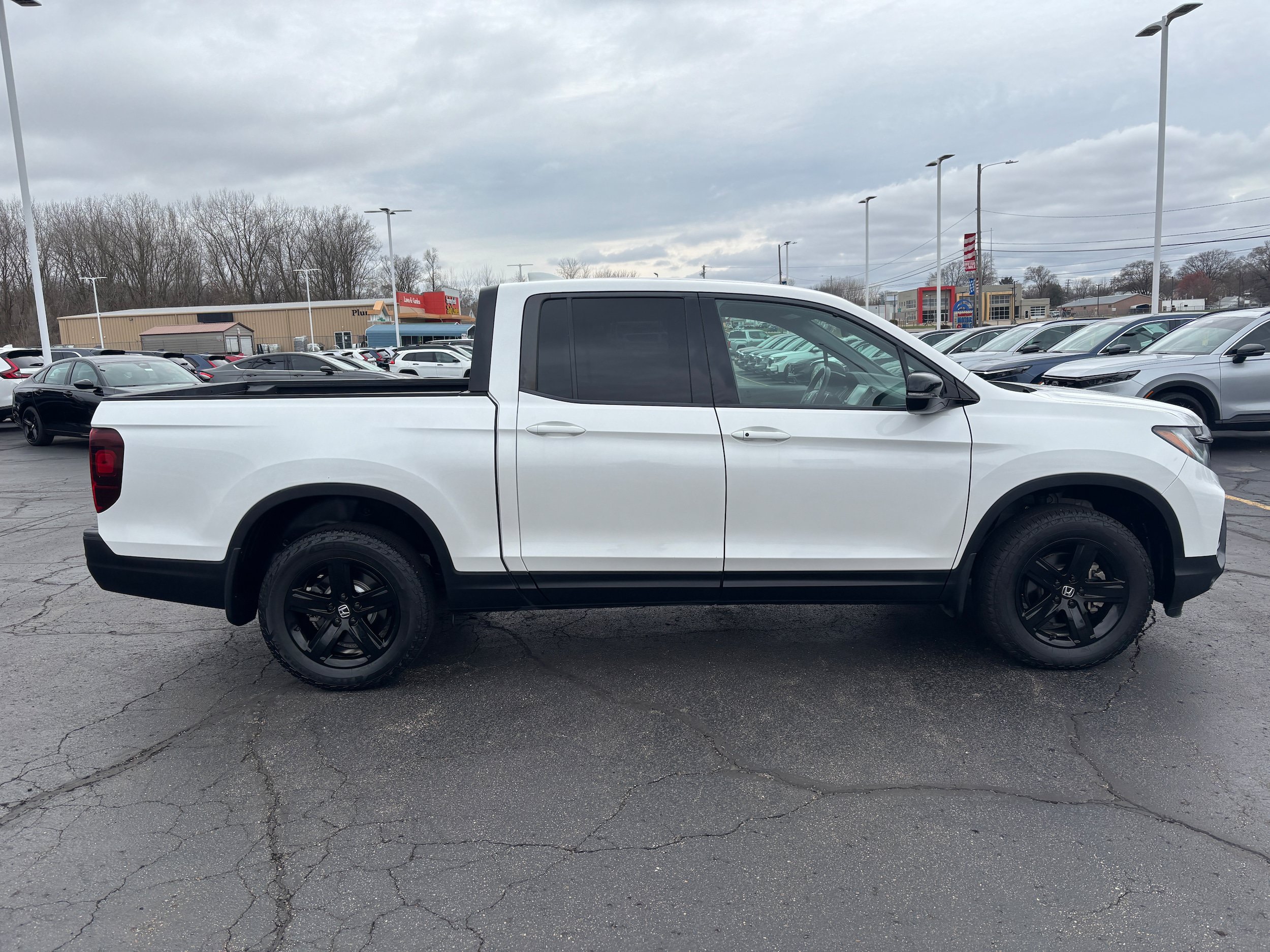 Used 2023 Honda Ridgeline Black Edition image 5