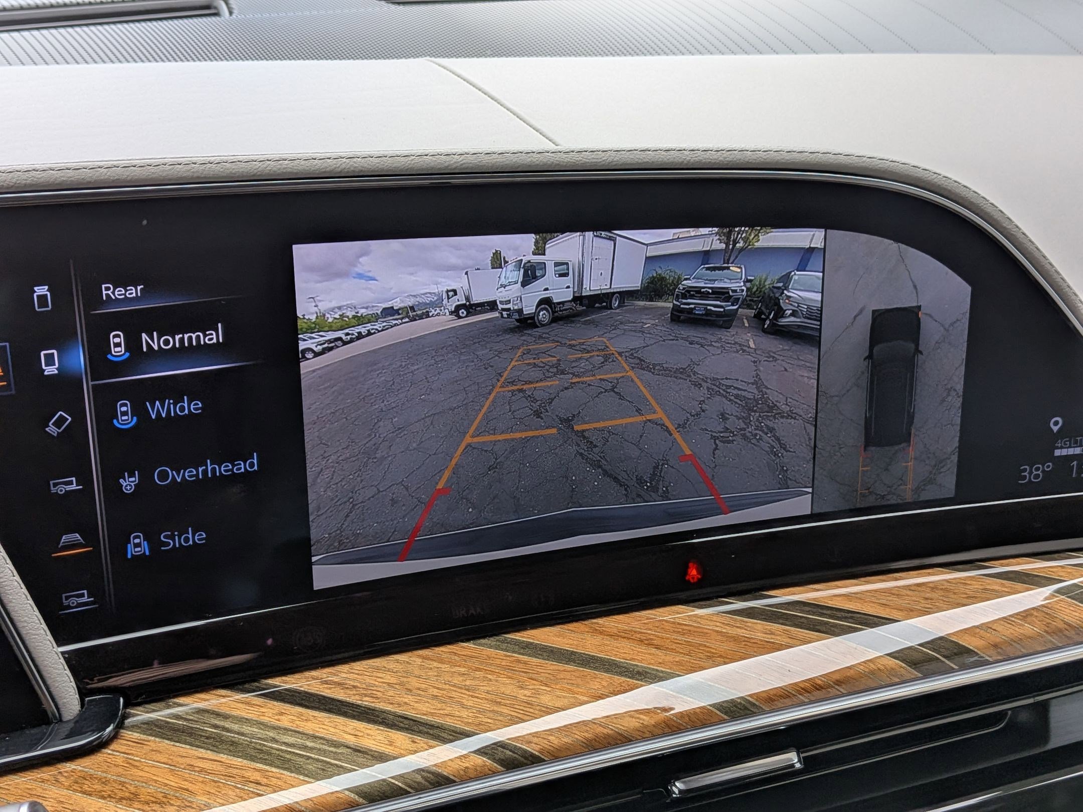 Used 2023 Cadillac Escalade Sport Platinum AWD/4WD image 23