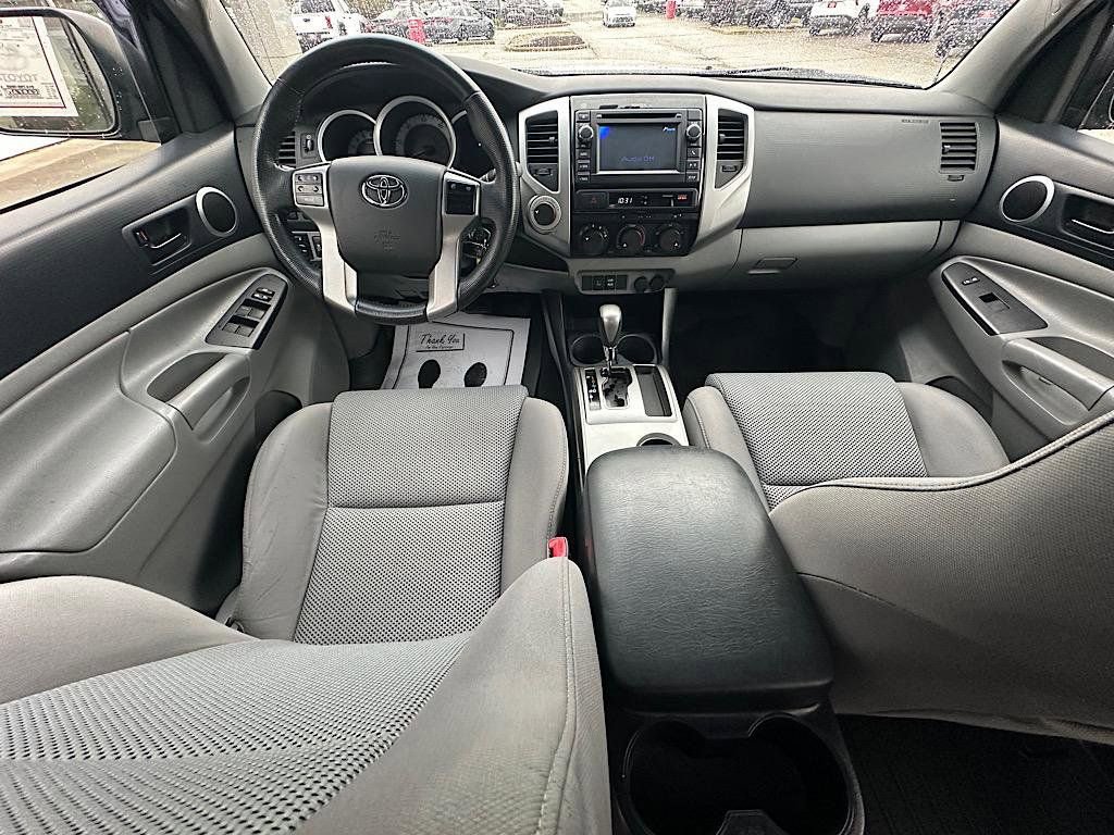 Used 2013 Toyota Tacoma 4x4 Double Cab w/ TRD Off-Road Pkg image 16