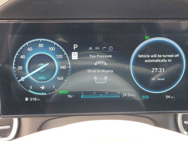 Used 2024 Hyundai Elantra Blue FWD image 25