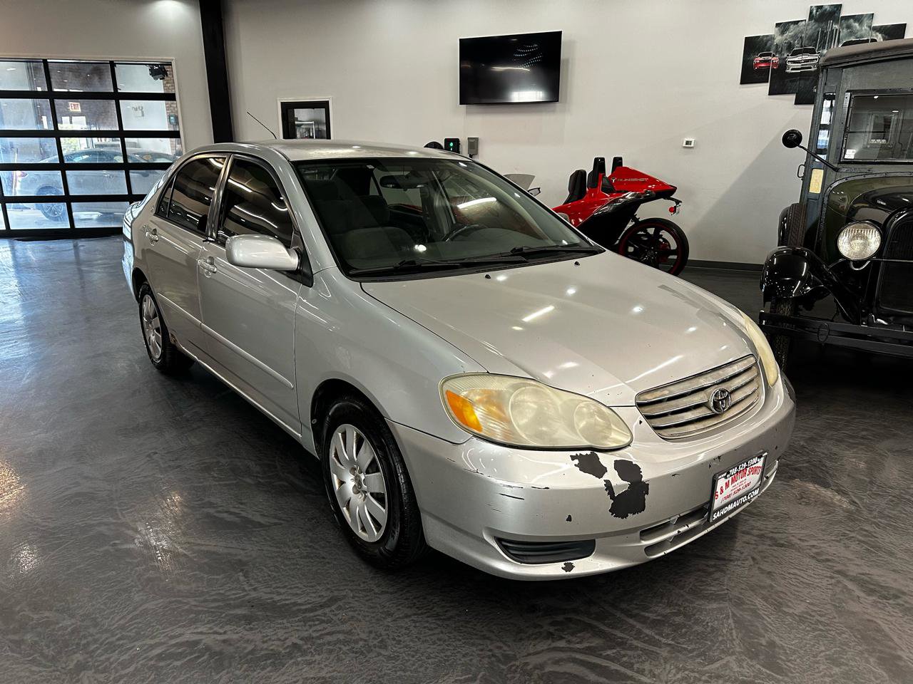 Used 2003 Toyota Corolla CE FWD image 3