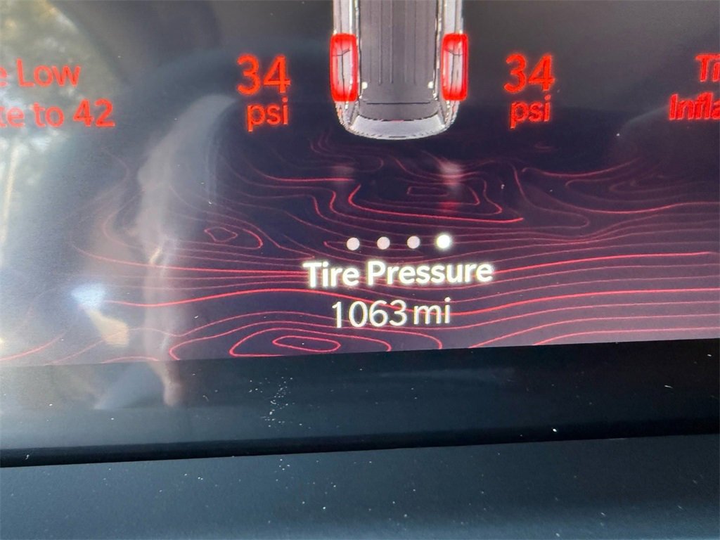 Used 2024 Jeep Grand Cherokee Limited 4xe w/ Luxury Tech Group II image 37