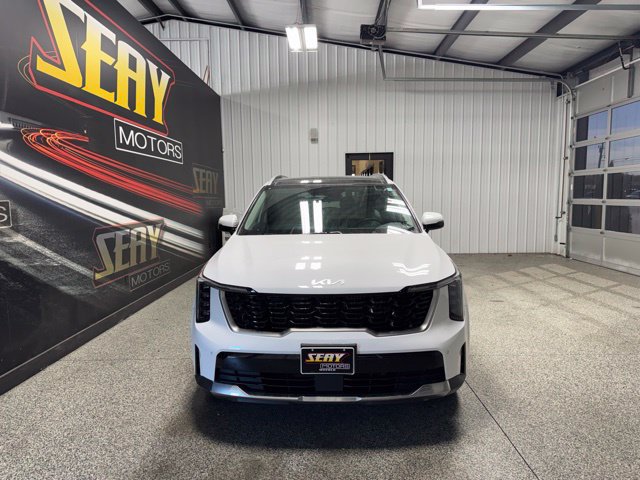 Used 2025 Kia Sorento S w/ Panoramic Sunroof Package FWD image 19