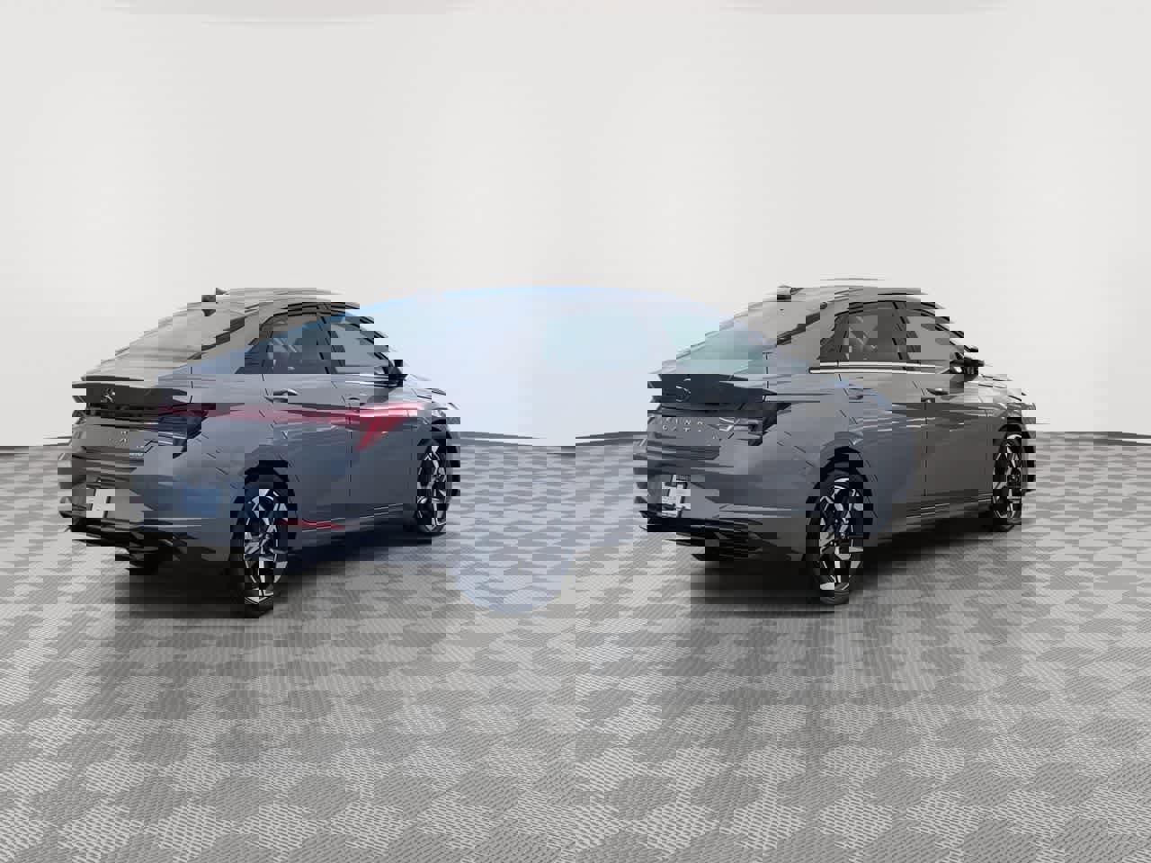 Used 2023 Hyundai Elantra Limited image 8