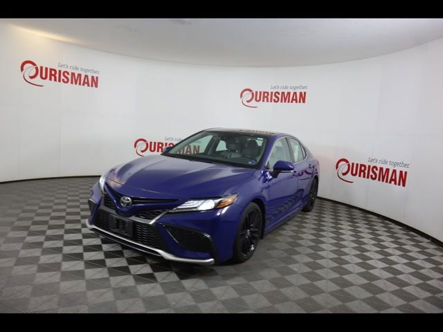 Used 2023 Toyota Camry XSE w/ Blackout Package (TMS) FWD image 3