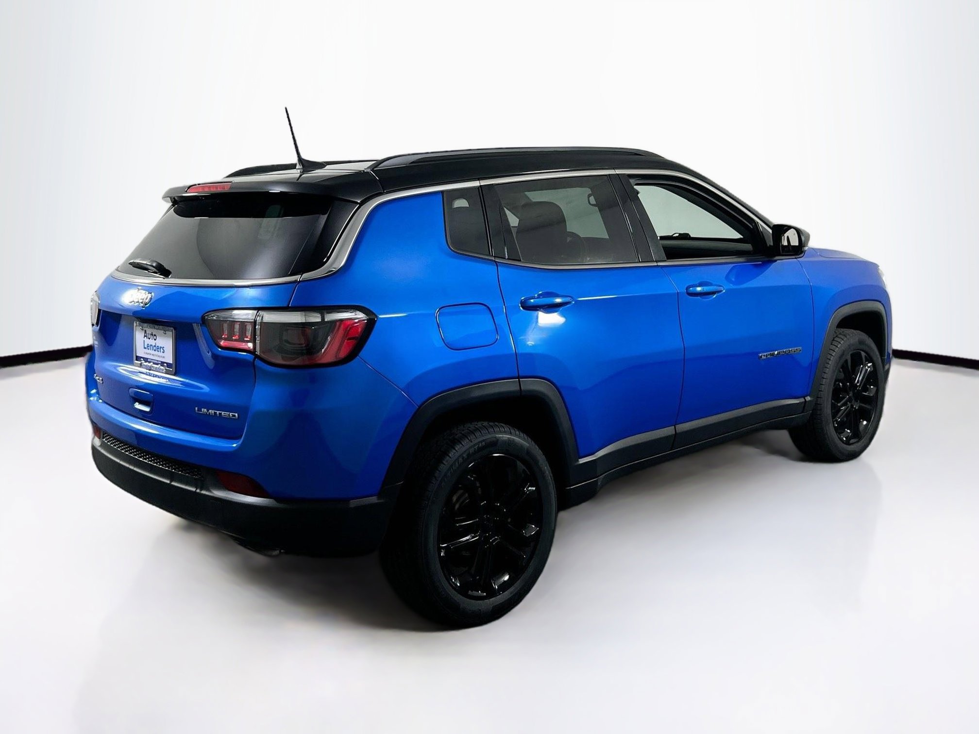 Used 2022 Jeep Compass Limited w/ Sun and Sound Group image 5