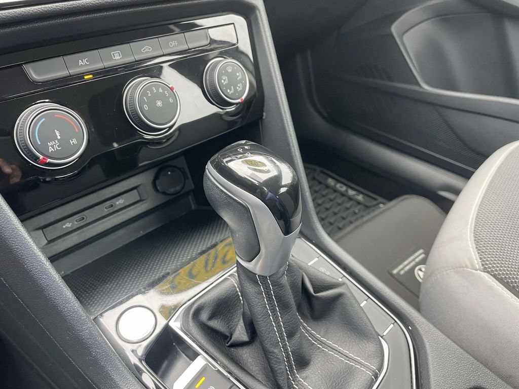 Certified 2023 Volkswagen Taos S FWD image 31