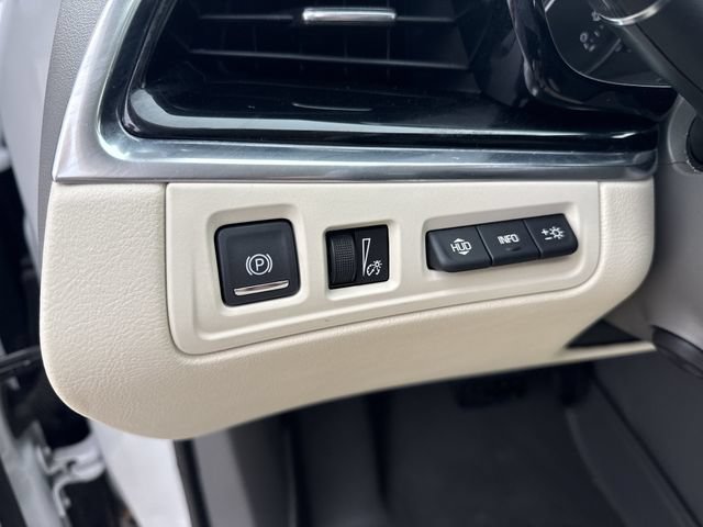 Used 2020 Cadillac XT6 Premium Luxury AWD/4WD image 14