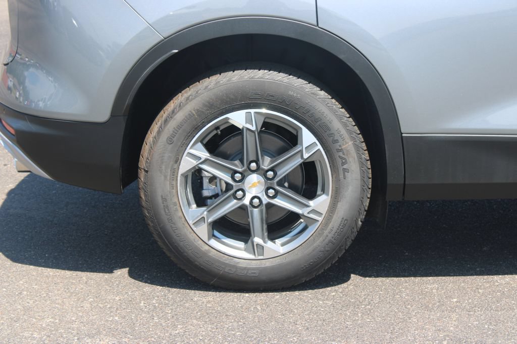 New 2026 Chevrolet Blazer LT w/ Convenience Package FWD image 13