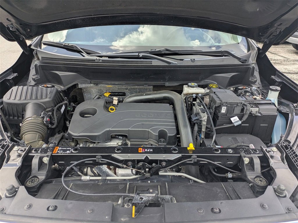 Used 2023 GMC Terrain SLT image 28