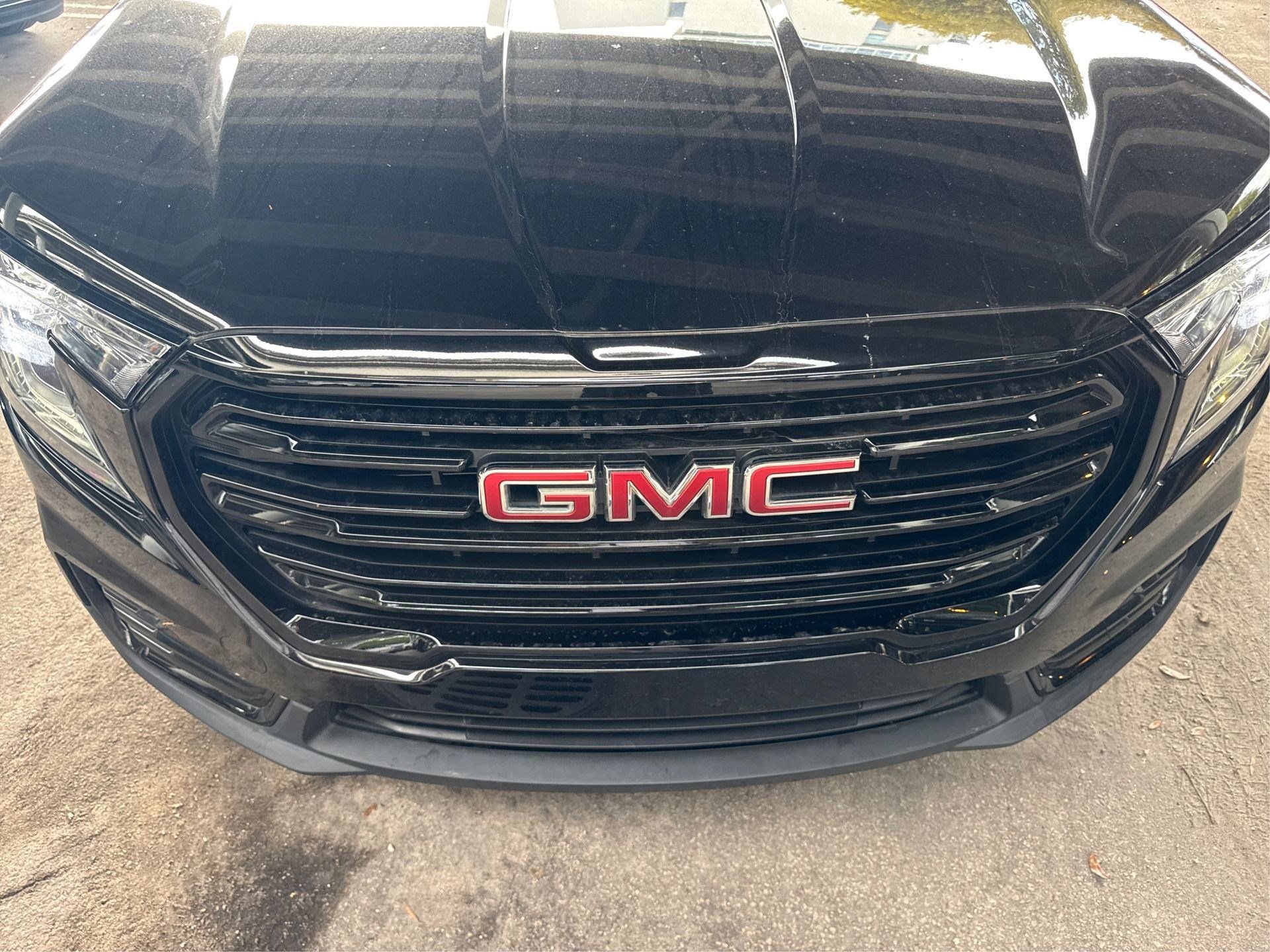 Used 2023 GMC Terrain SLE w/ Elevation Edition image 13