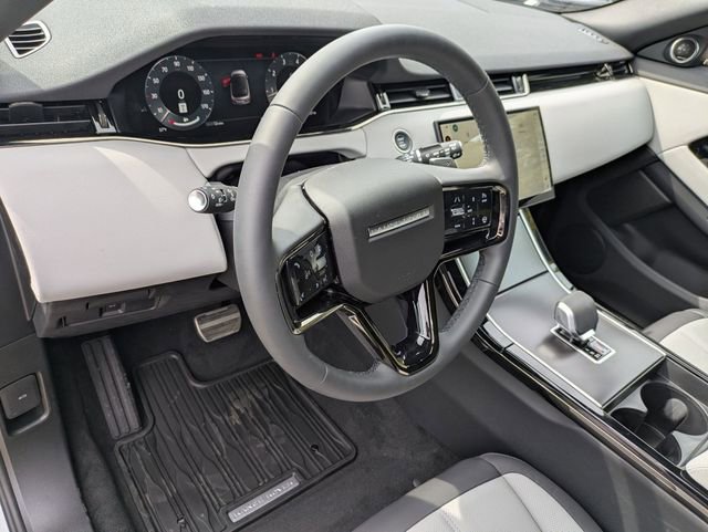 New 2026 Land Rover Range Rover Evoque Dynamic SE image 7