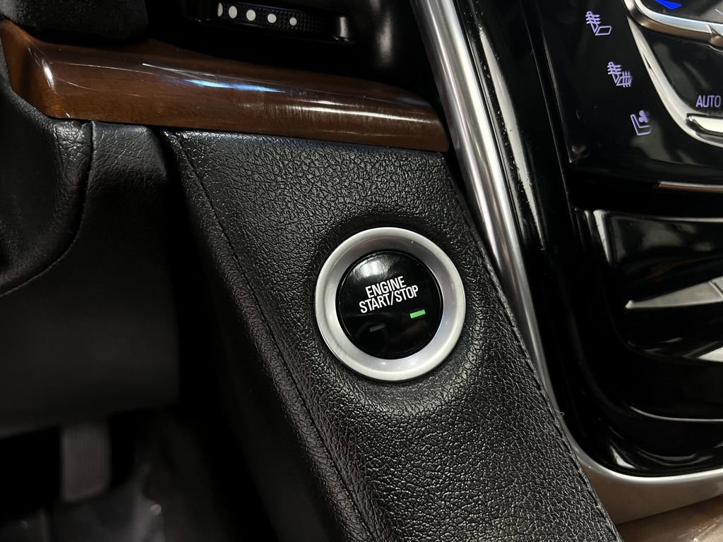 Used 2017 Cadillac Escalade Premium Luxury image 21
