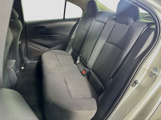 Used 2022 Toyota Corolla LE FWD image 11