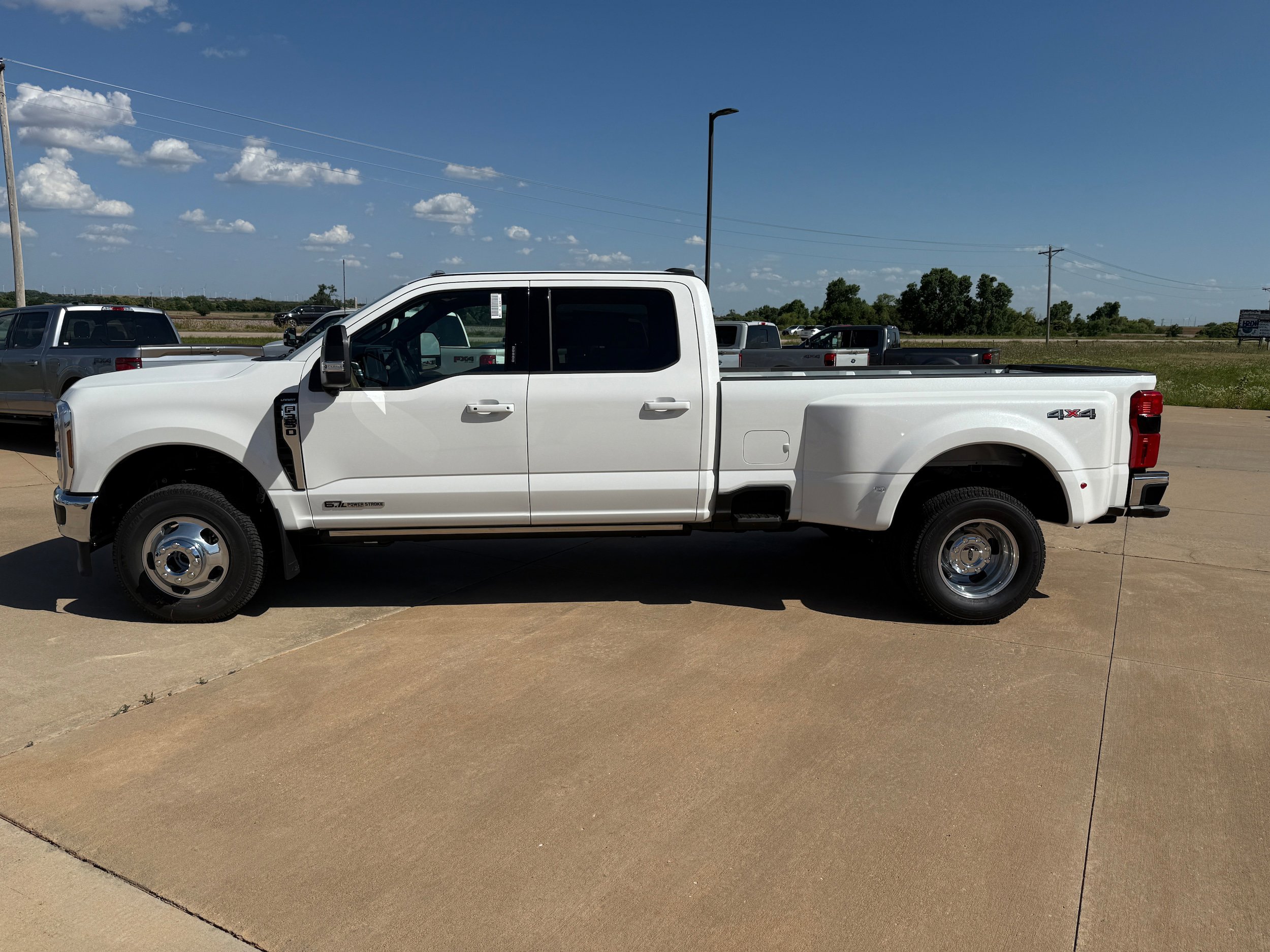 New 2026 Ford F350 Lariat w/ Lariat Ultimate Package AWD/4WD image 33
