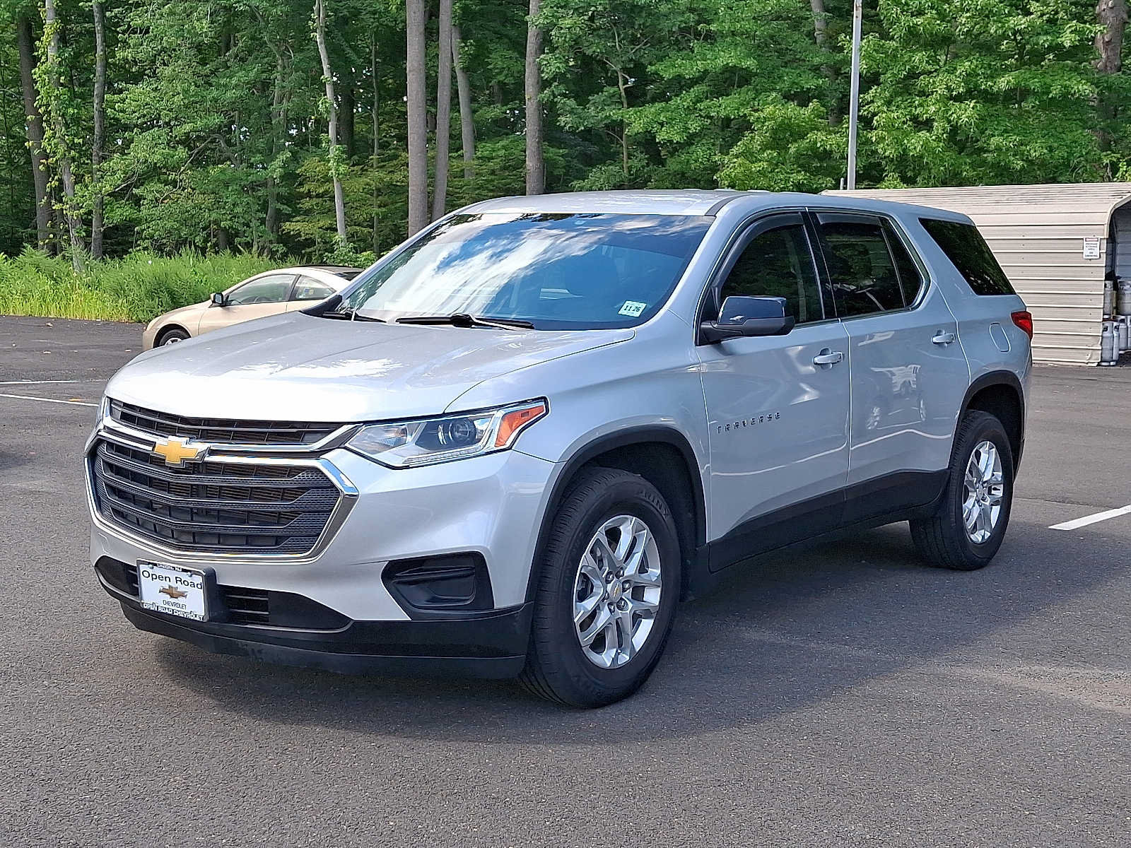 Used 2021 Chevrolet Traverse LS AWD/4WD image 3