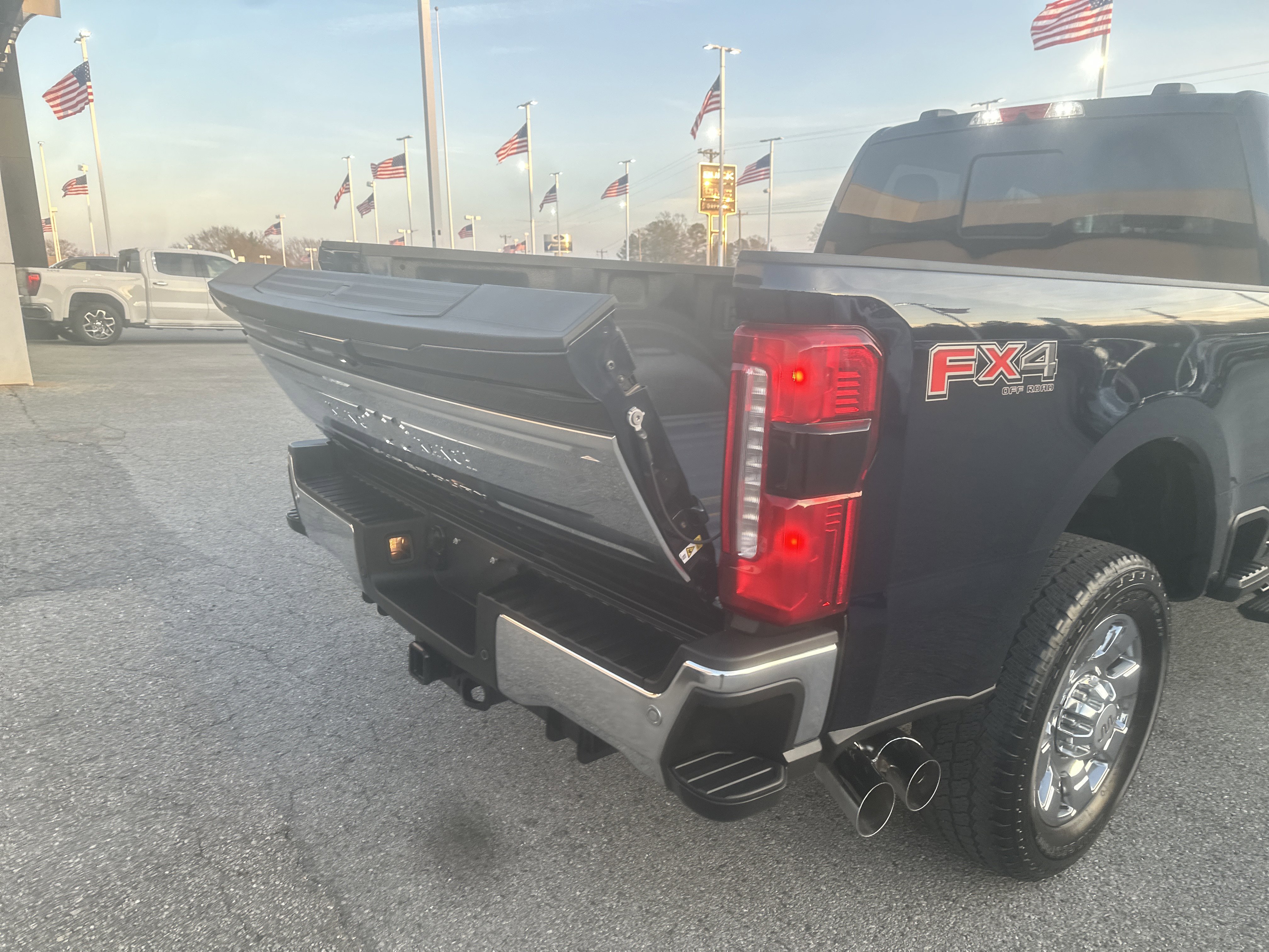 Used 2025 Ford F250 King Ranch w/ Chrome Package image 6