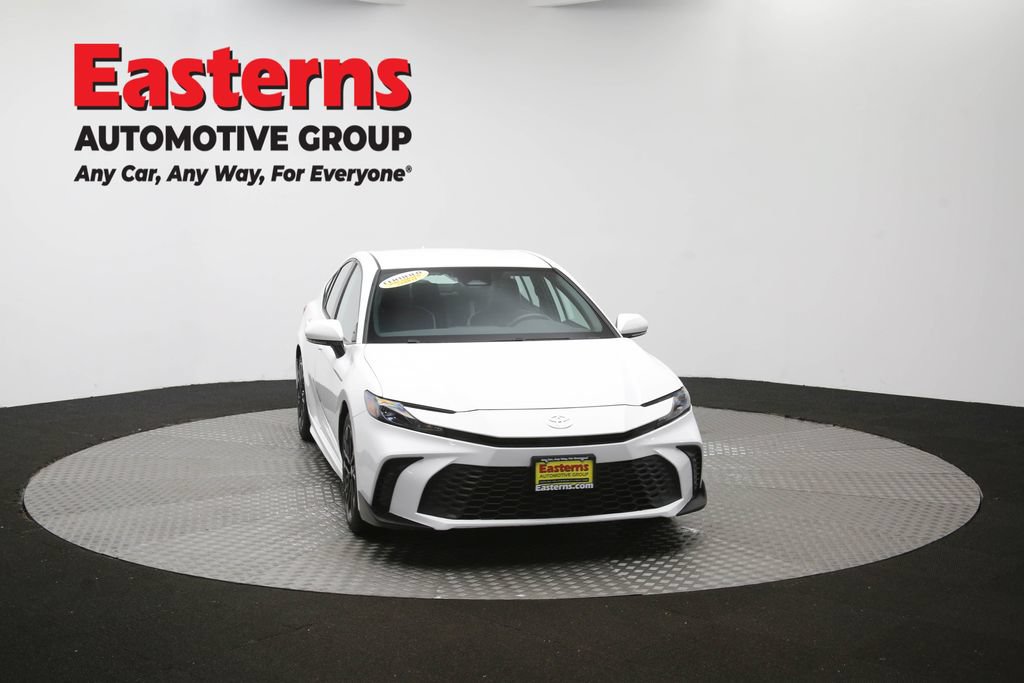 Used 2025 Toyota Camry SE FWD image 50