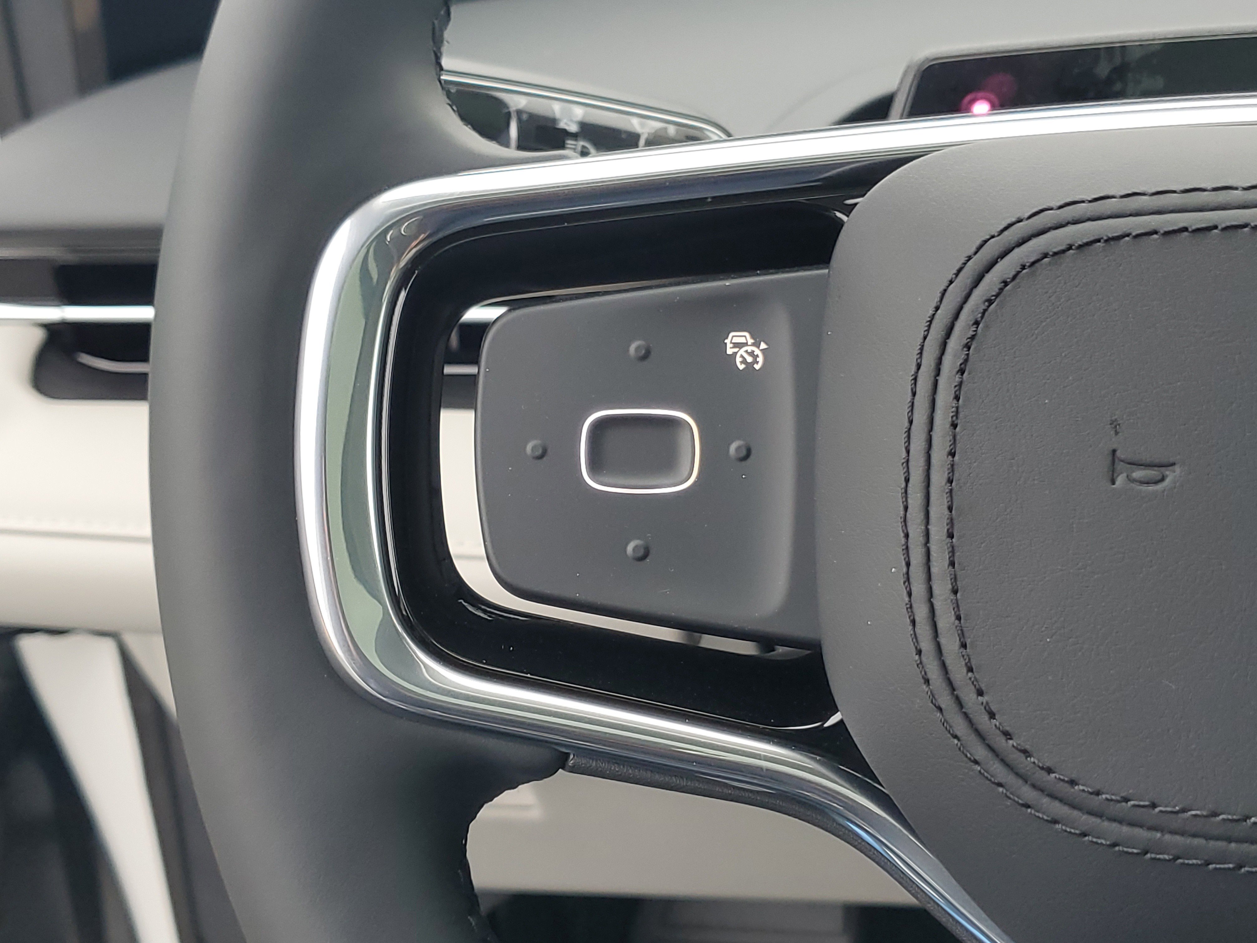 New 2026 Lincoln Nautilus Reserve w/ Jet Appearance Package image 17