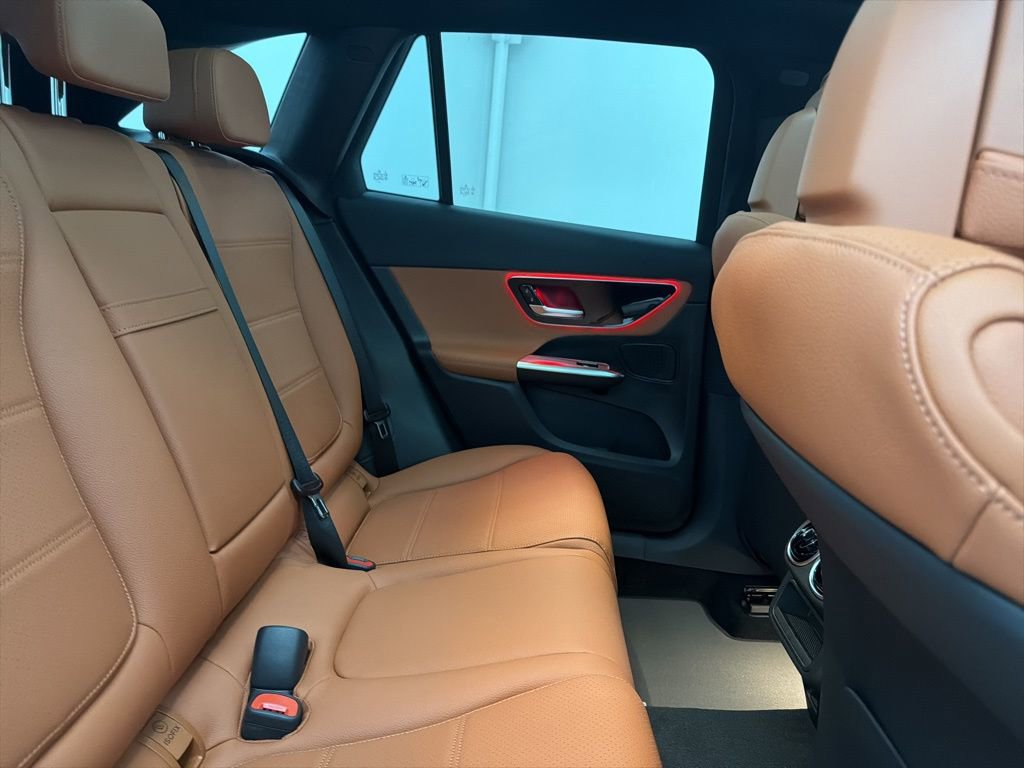 New 2026 Mercedes-Benz GLC 300 image 27