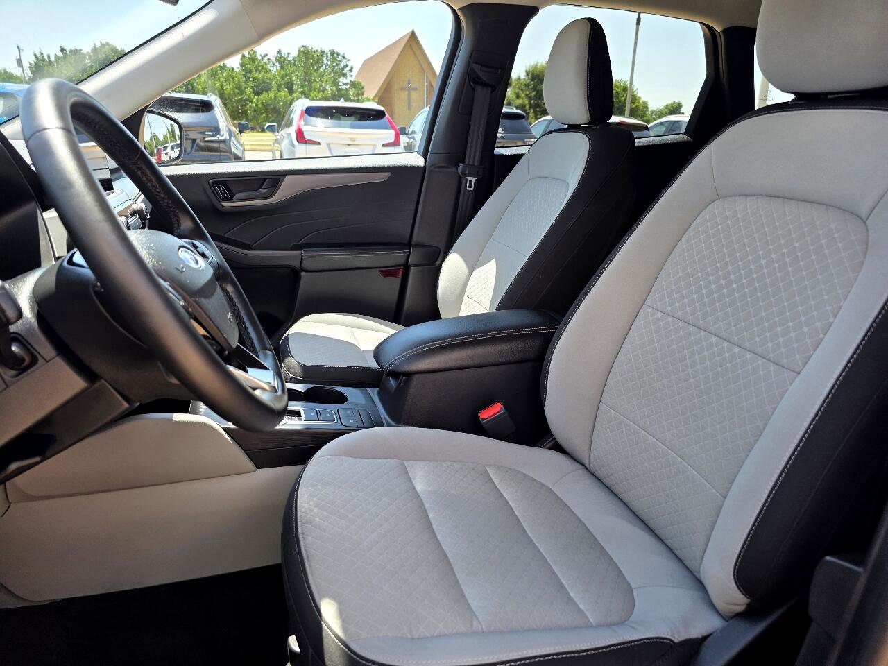 Used 2024 Ford Escape Active image 13