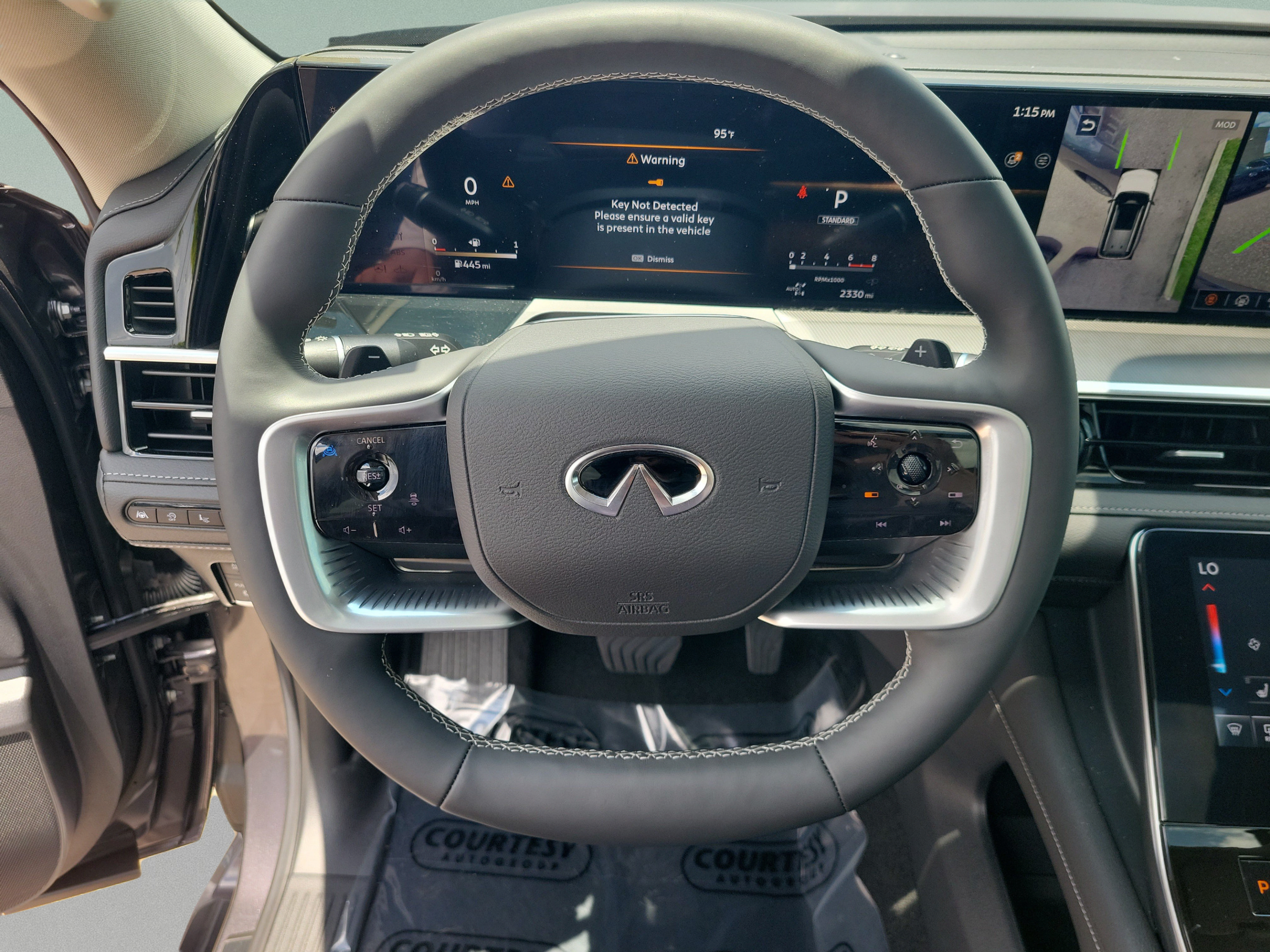 Certified 2026 INFINITI QX80 Luxe w/ Cargo Package AWD/4WD image 9