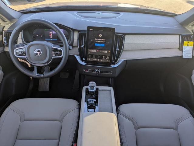 New 2026 Volvo XC90 B6 Plus w/ Protection Package Premier image 11