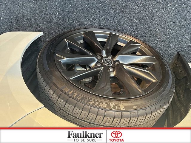 Used 2024 Toyota Corolla SE FWD image 18