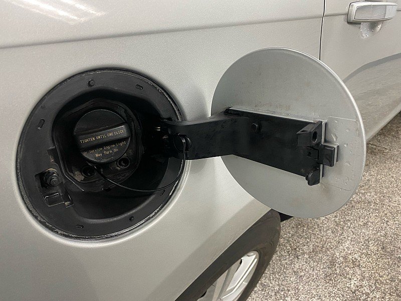 Used 2010 Cadillac SRX Luxury image 27