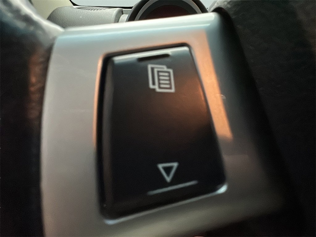 Used 2008 Dodge Nitro R/T image 15