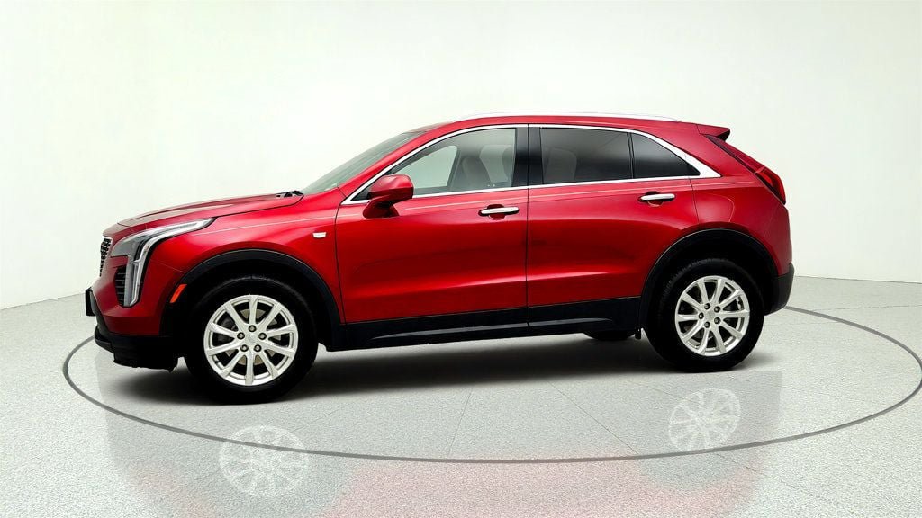 Used 2021 Cadillac XT4 Luxury w/ Cold Weather Package AWD/4WD image 8