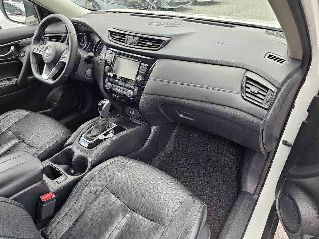 Used 2020 Nissan Rogue SL w/ Premium Package FWD image 11