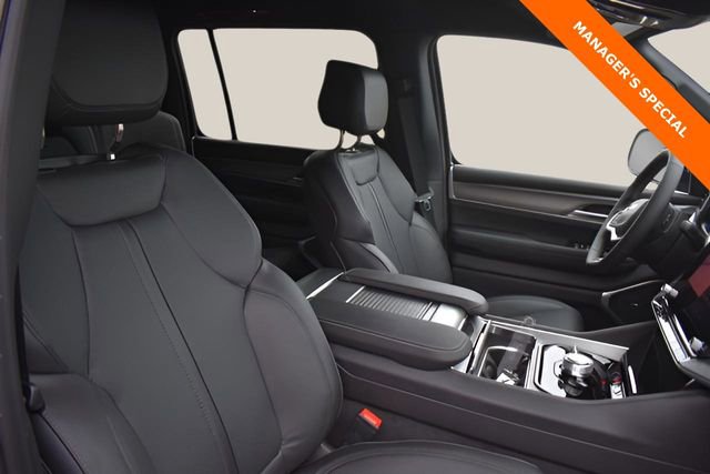 New 2025 Jeep Wagoneer 4WD image 21