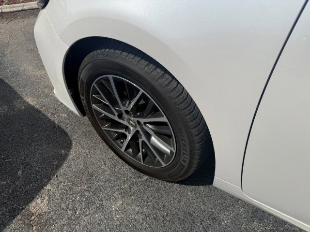 Used 2017 Lexus ES 350 w/ Navigation System Package image 7